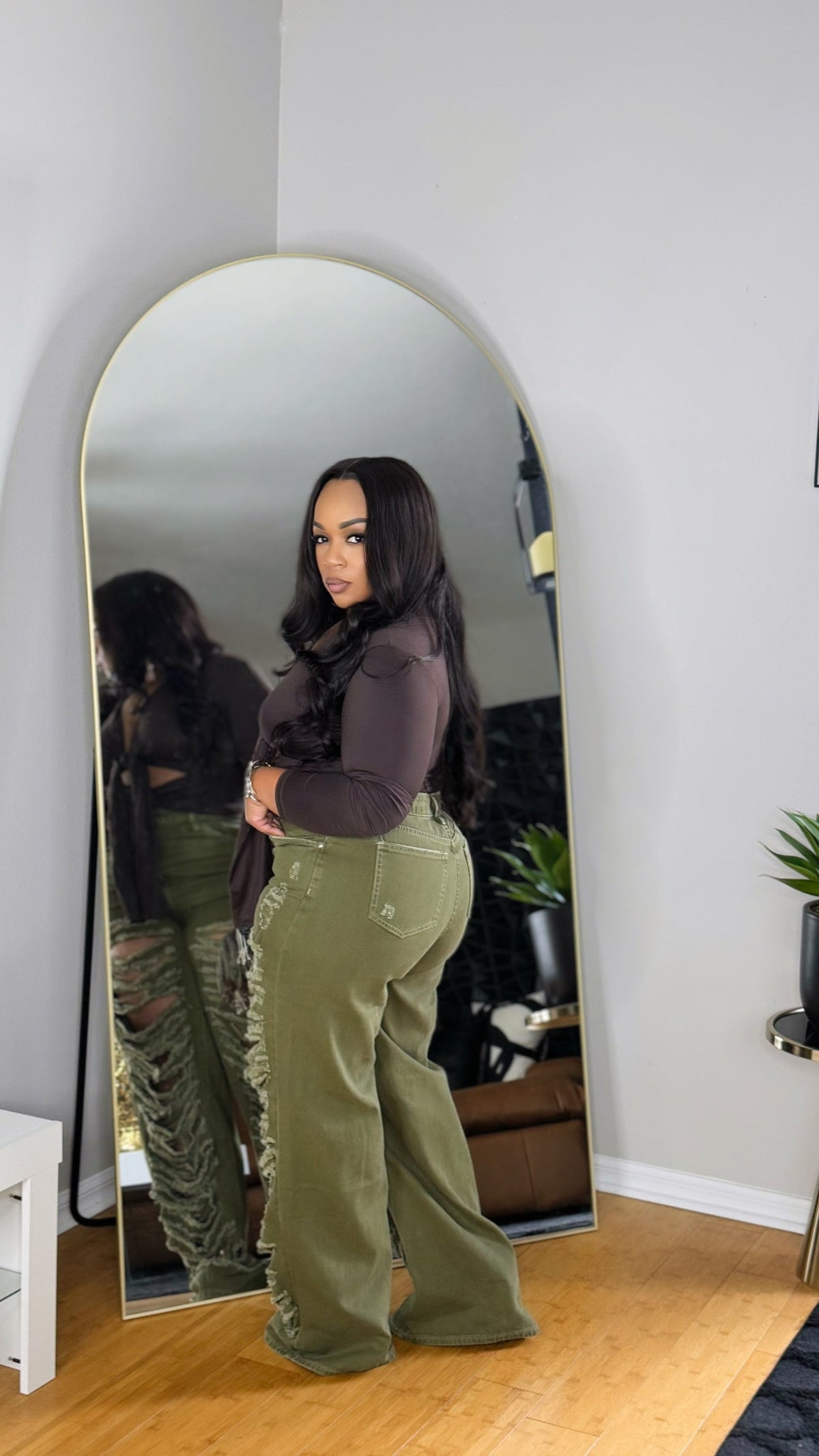 Too Distressed Jeans- Green